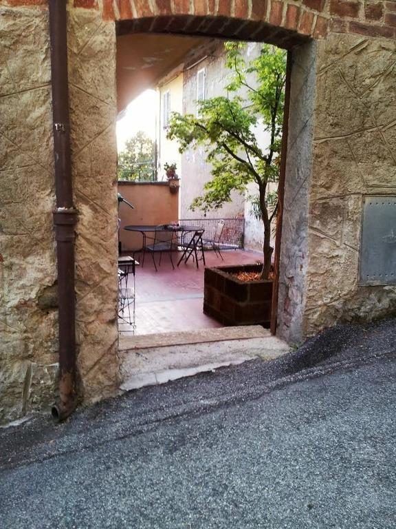 Il Cortiletto Dei Capperi Gassino Torinese Exterior photo